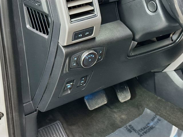 Used 2019 Ford F150 Platinum w/ Equipment Group 701A Luxury AWD/4WD image 10