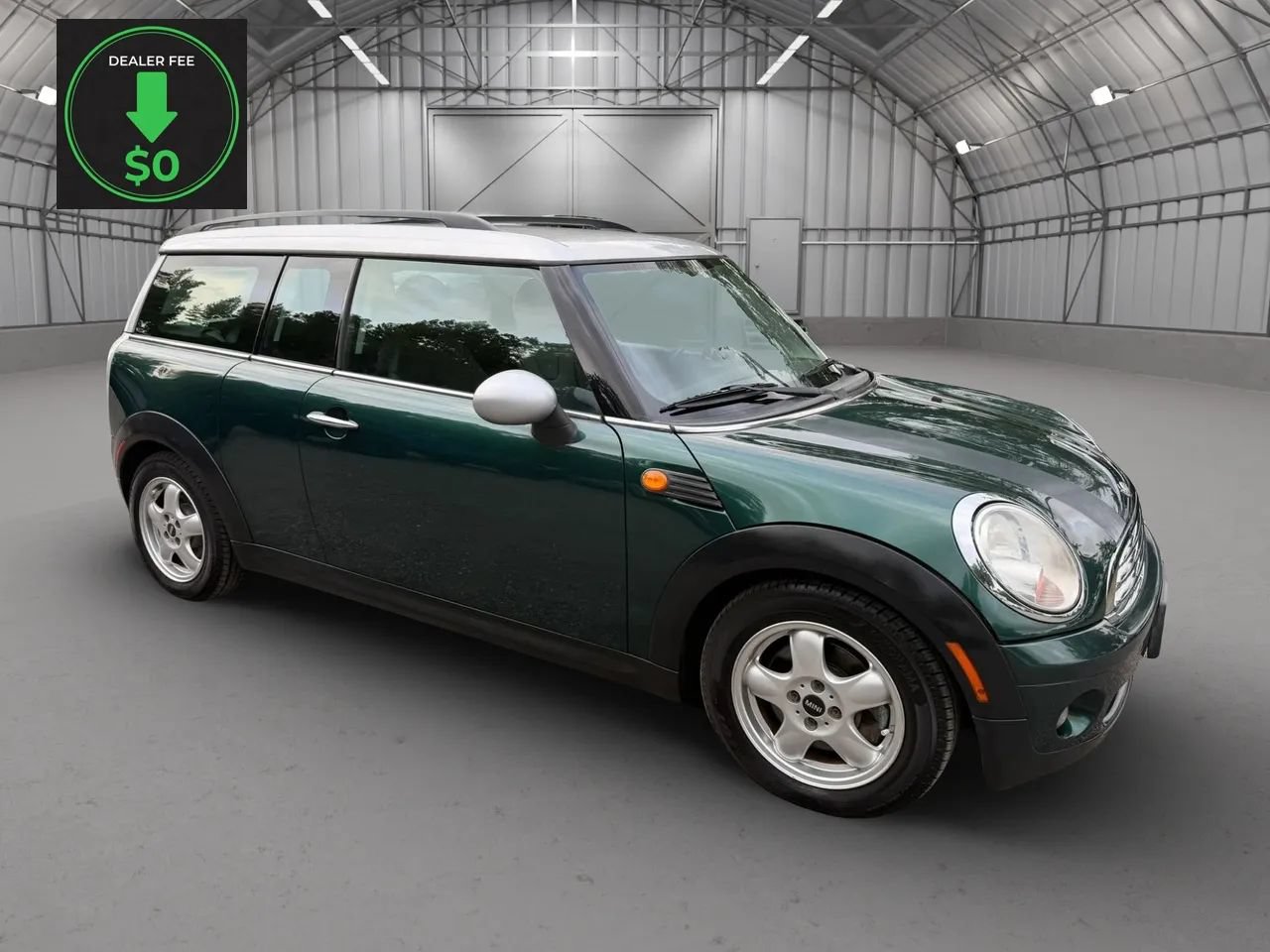 Used 2009 MINI Cooper Clubman Hardtop FWD image 3