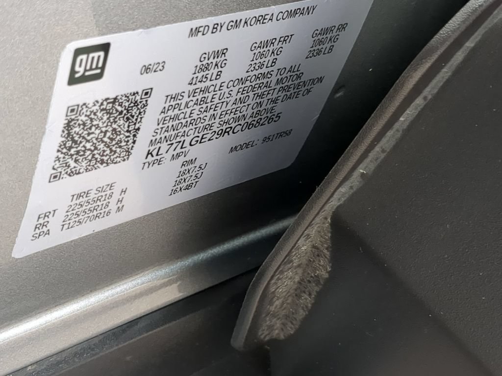 Used 2024 Chevrolet Trax RS w/ Driver Confidence Package FWD image 39