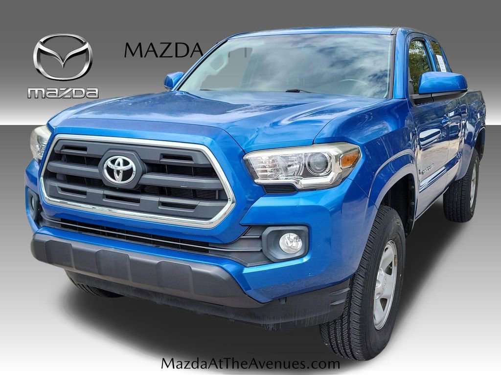 Used 2017 Toyota Tacoma SR5 image 32