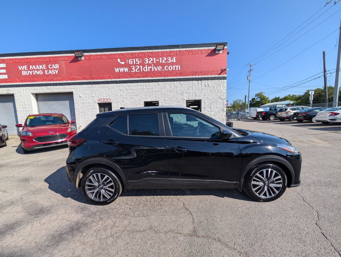 Used 2022 Nissan Kicks SV FWD image 5
