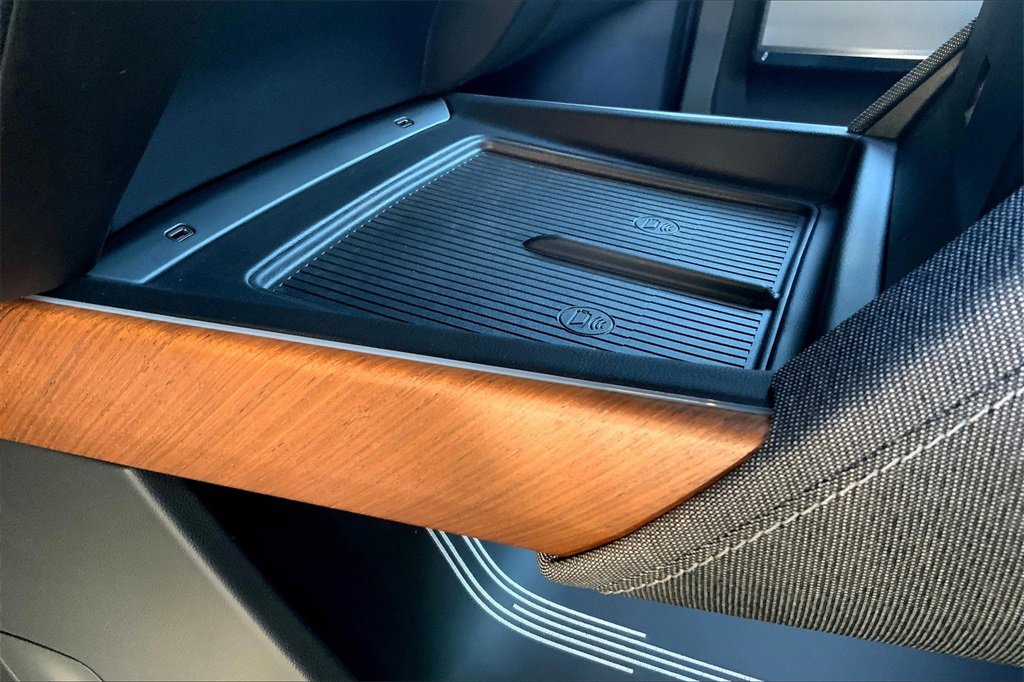 New 2026 Cadillac Vistiq Premium Luxury image 26