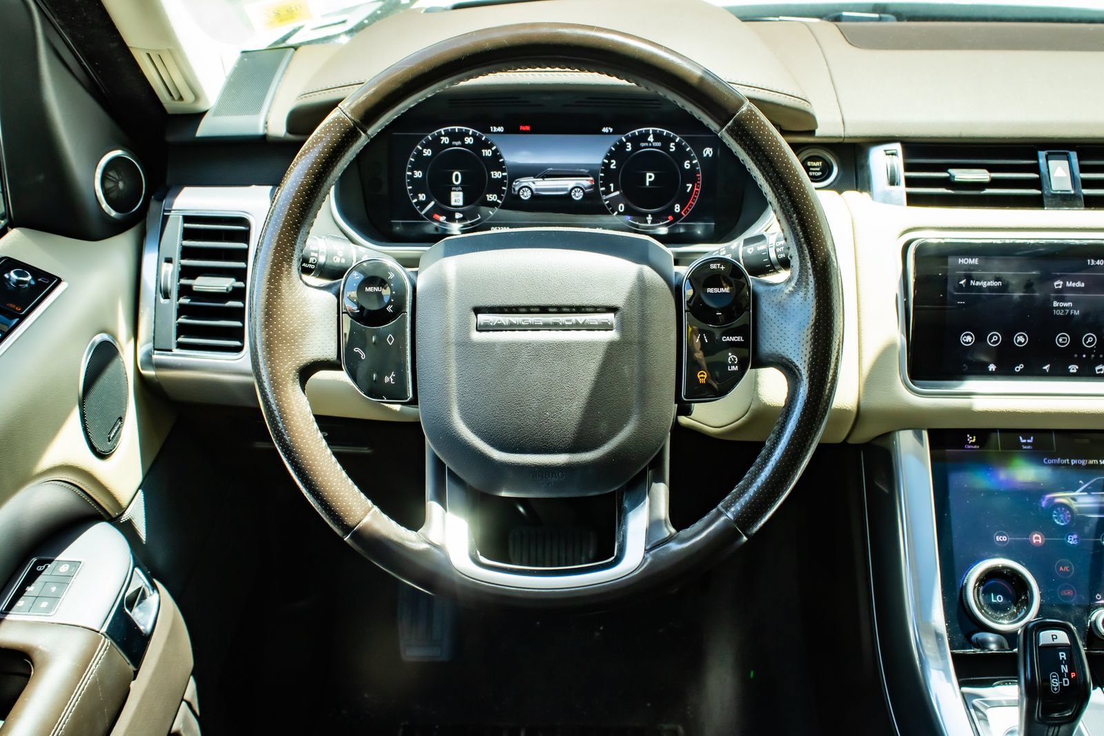 Used 2019 Land Rover Range Rover Sport HSE AWD/4WD image 17