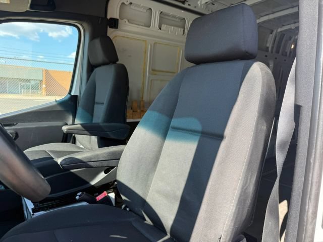 Used 2023 Mercedes-Benz Sprinter 2500 image 23
