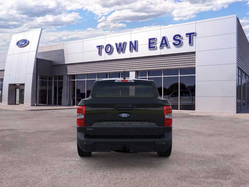 New 2026 Ford Maverick XLT w/ XLT Luxury Package FWD image 26