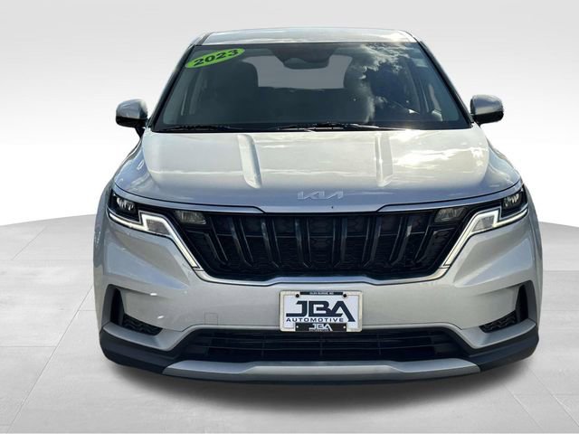 Used 2023 Kia Carnival LX image 25