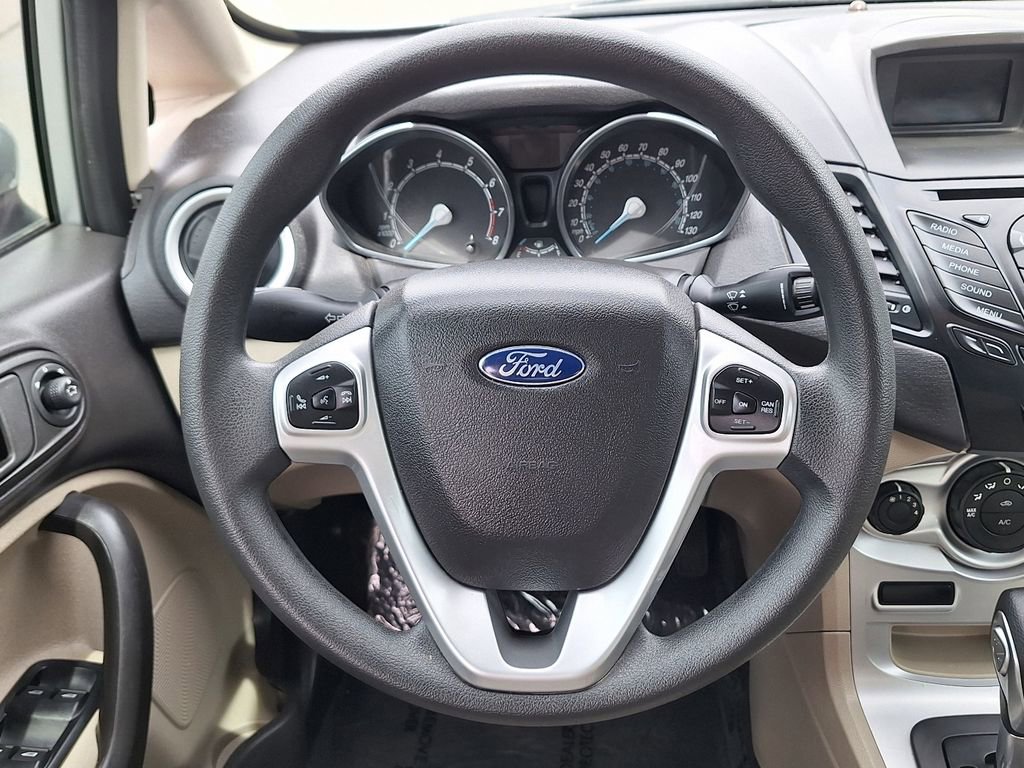 Used 2019 Ford Fiesta SE image 14