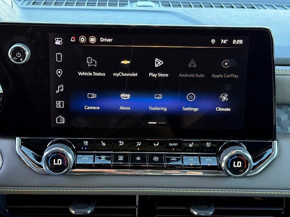 Used 2025 Chevrolet Colorado ZR2 w/ Midnight Edition image 21