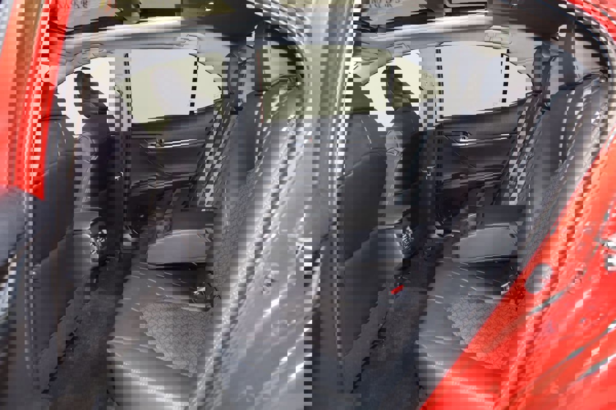 Used 2021 Toyota Camry XSE FWD image 49