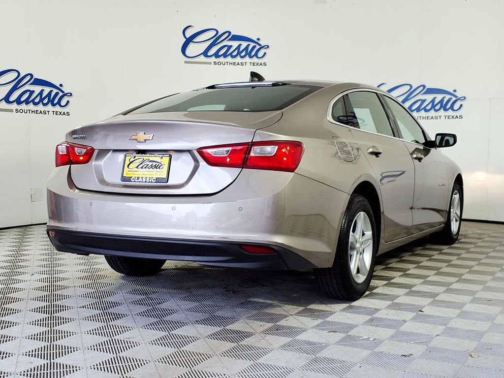 Used 2025 Chevrolet Malibu LS image 6