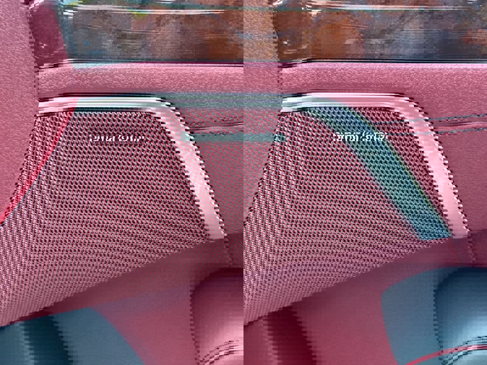 Used 2017 Mercedes-Benz SL 550 image 16