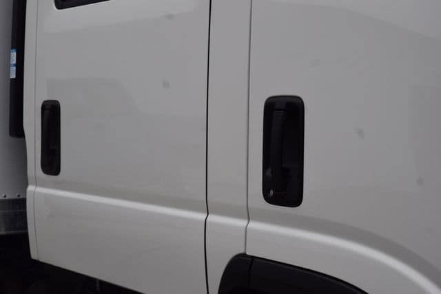New 2026 Chevrolet Low Cab Forward 5500 XD RWD image 11