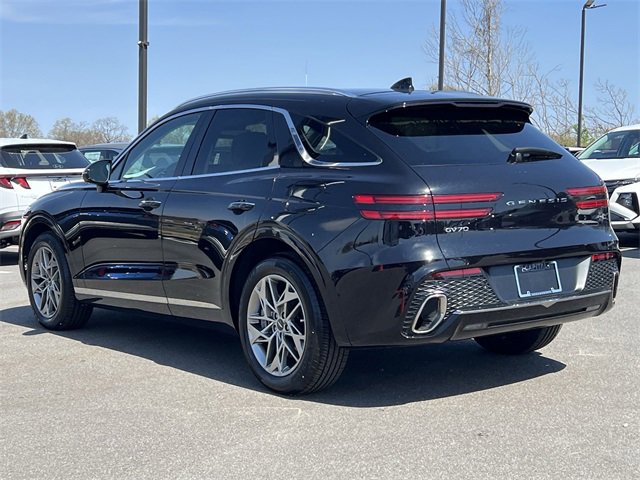 Used 2024 Genesis GV70 2.5T w/ Advanced Package image 39