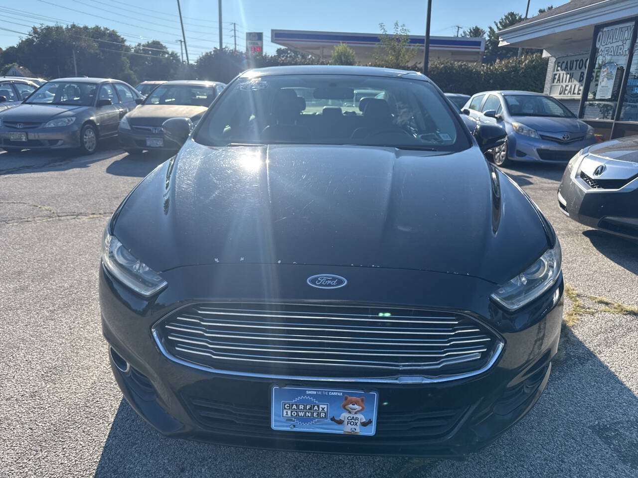 Used 2014 Ford Fusion SE w/ Equipment Group 202A FWD image 11