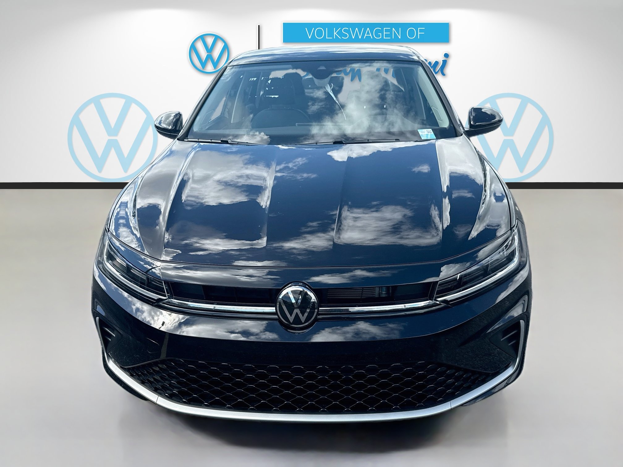 New 2027 Volkswagen Jetta SE FWD image 2