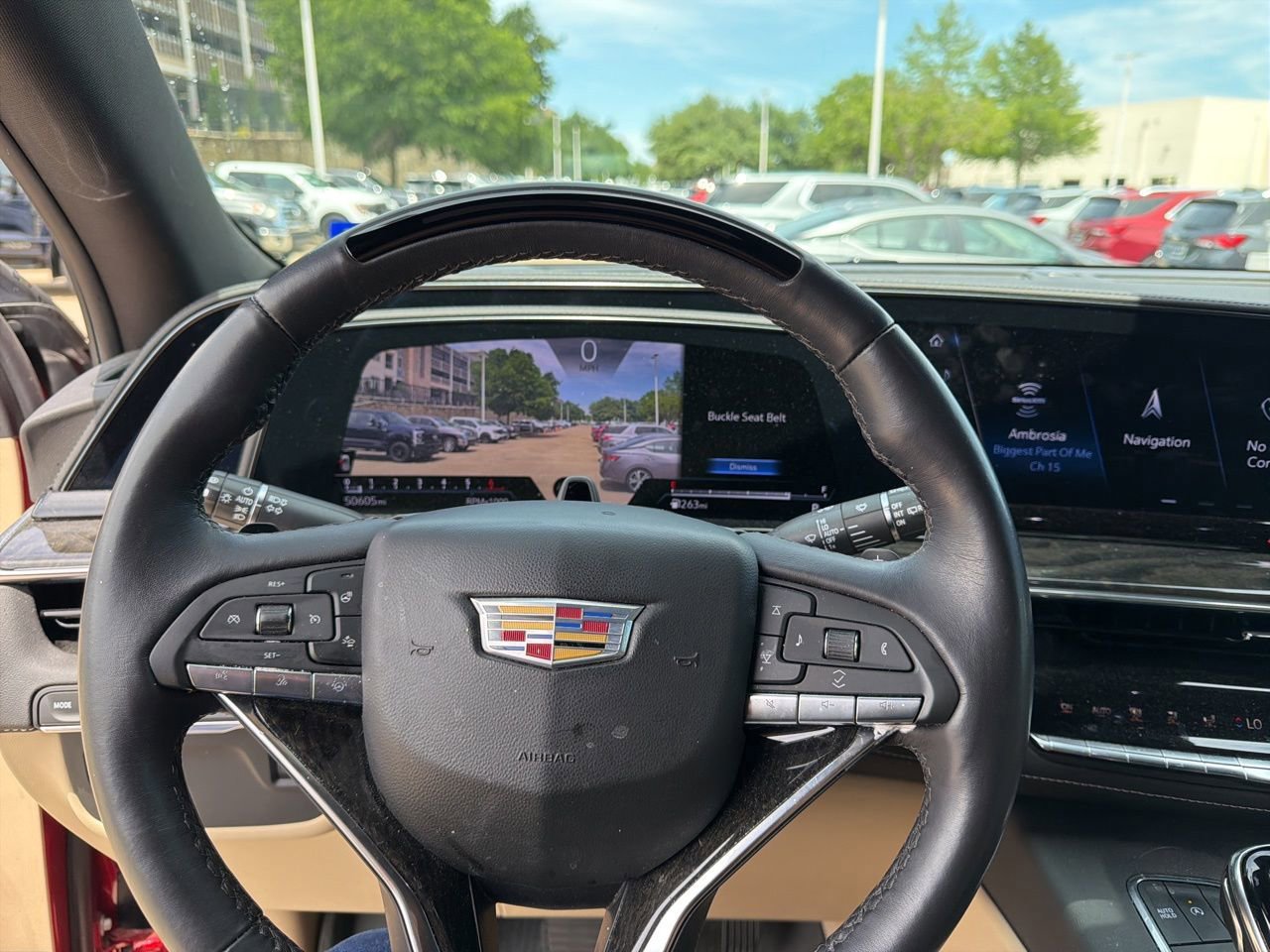 Used 2024 Cadillac Escalade Premium Luxury image 11