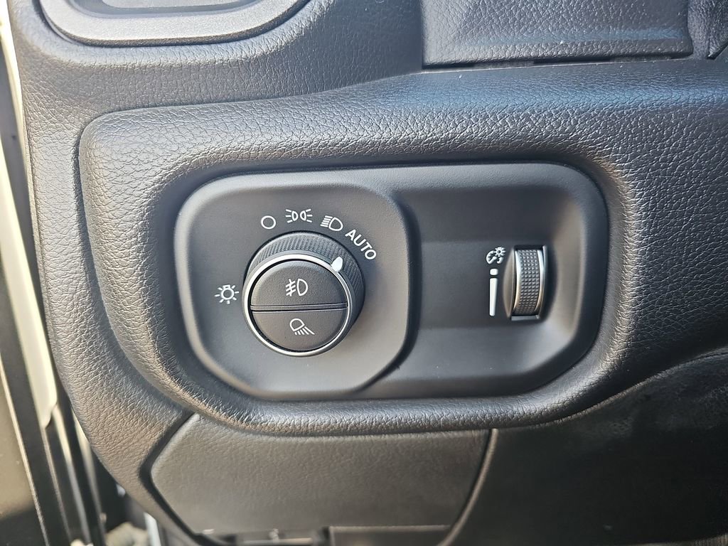 Used 2022 RAM 2500 Tradesman image 25