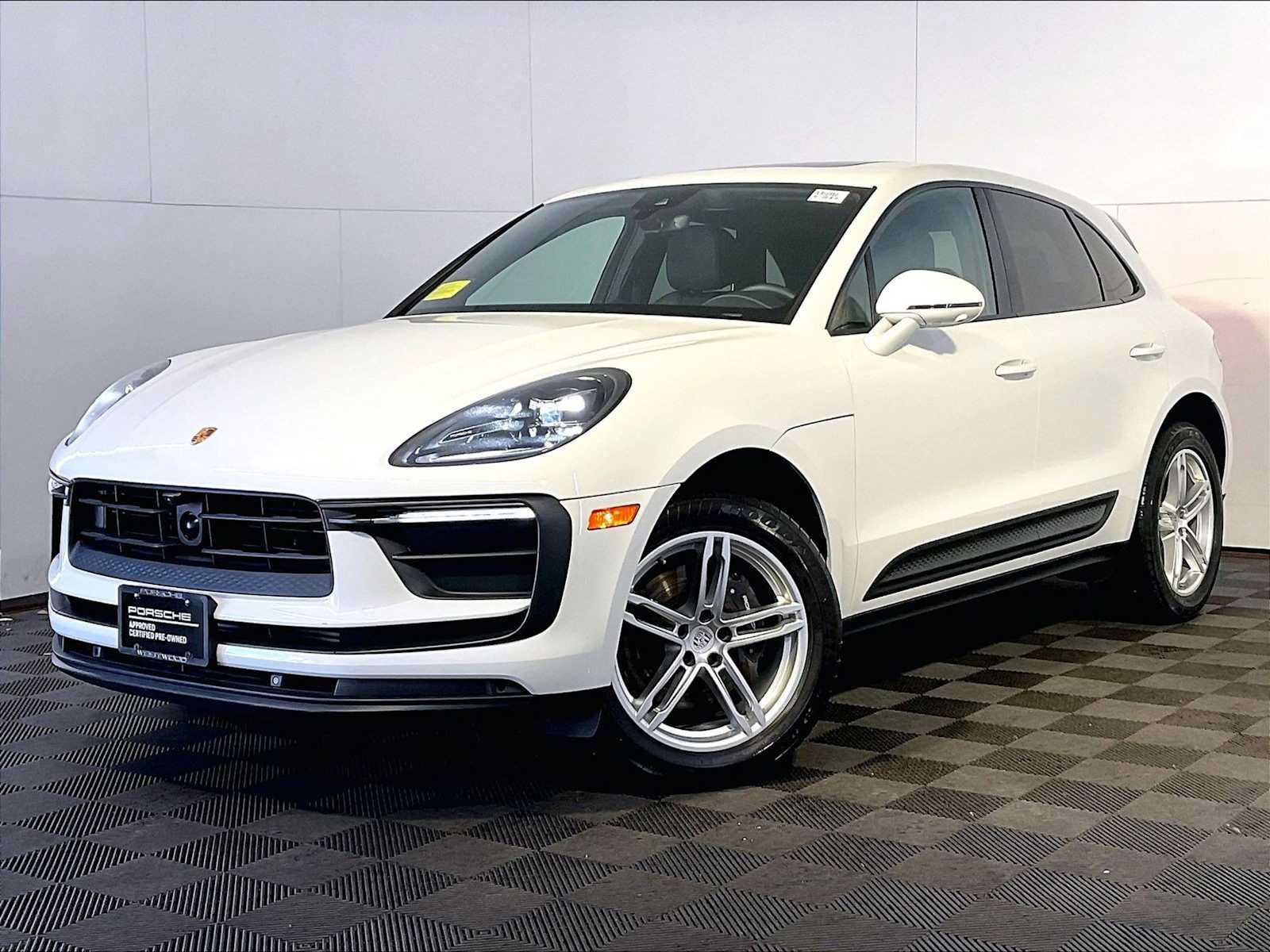 Used 2023 Porsche Macan