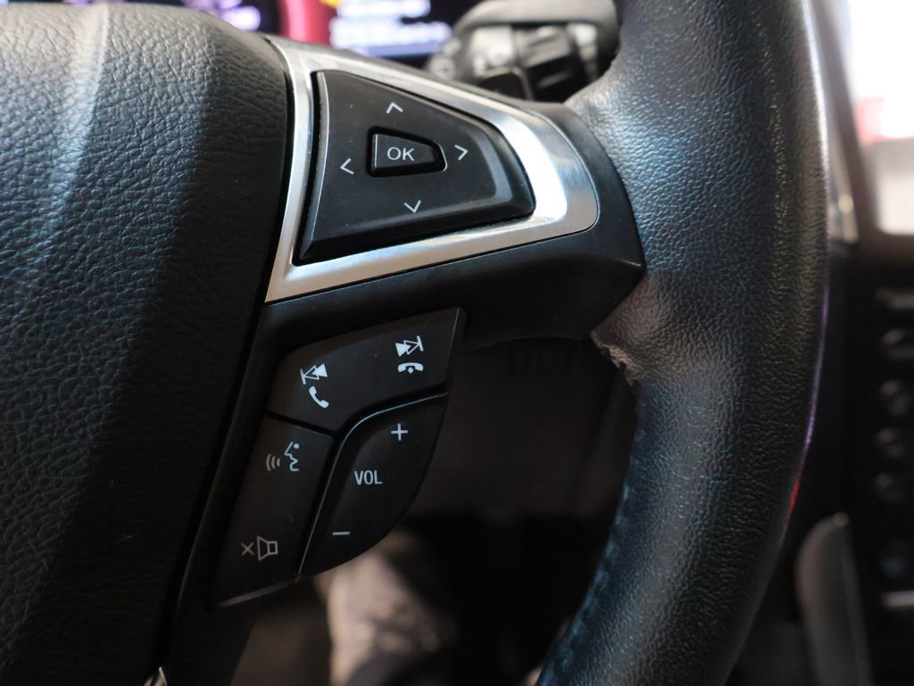 Used 2018 Ford Edge Titanium w/ Equipment Group 301A image 42
