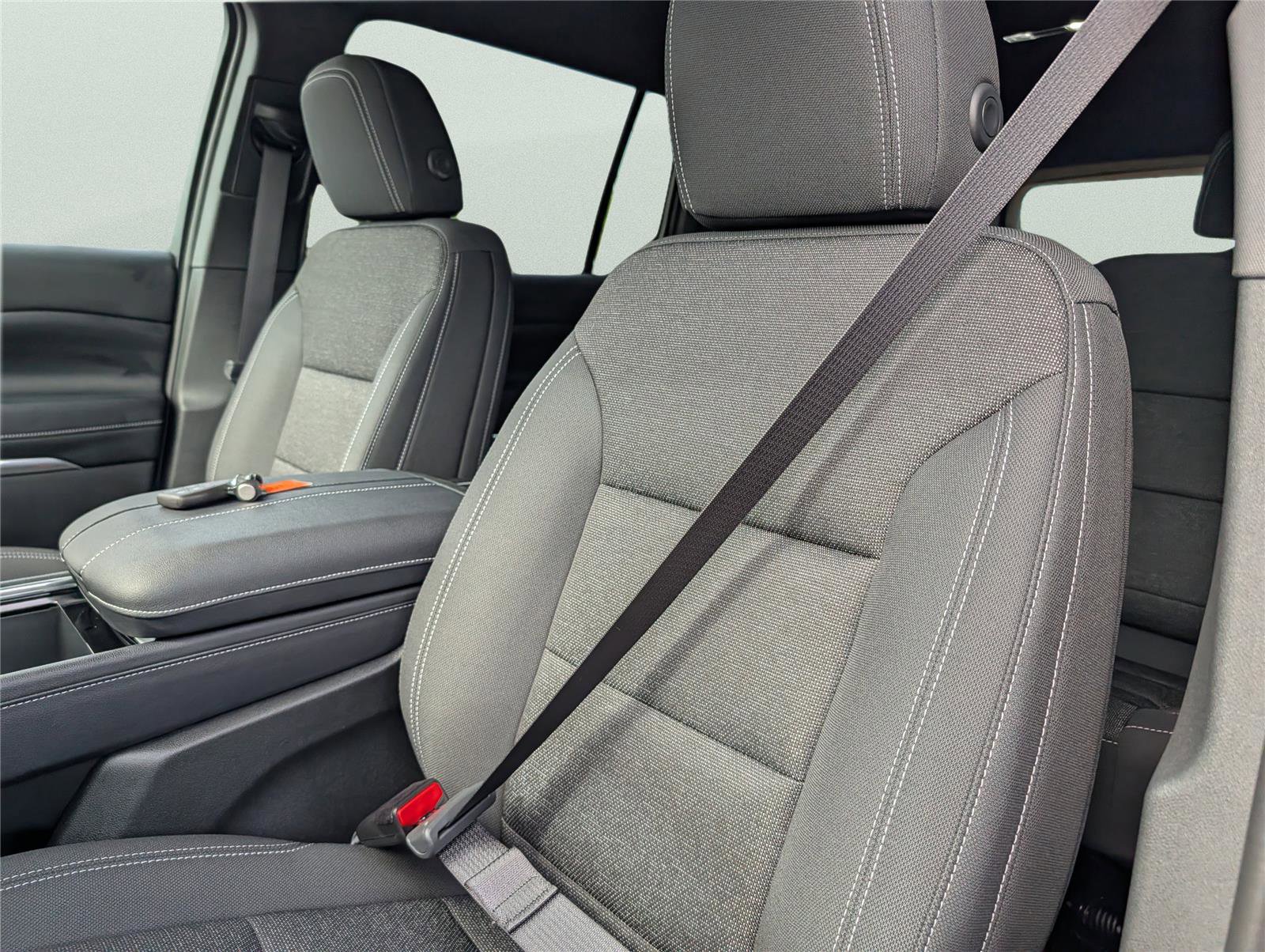 New 2026 Chevrolet Traverse LT w/ LPO, Floor Liner Package FWD image 35