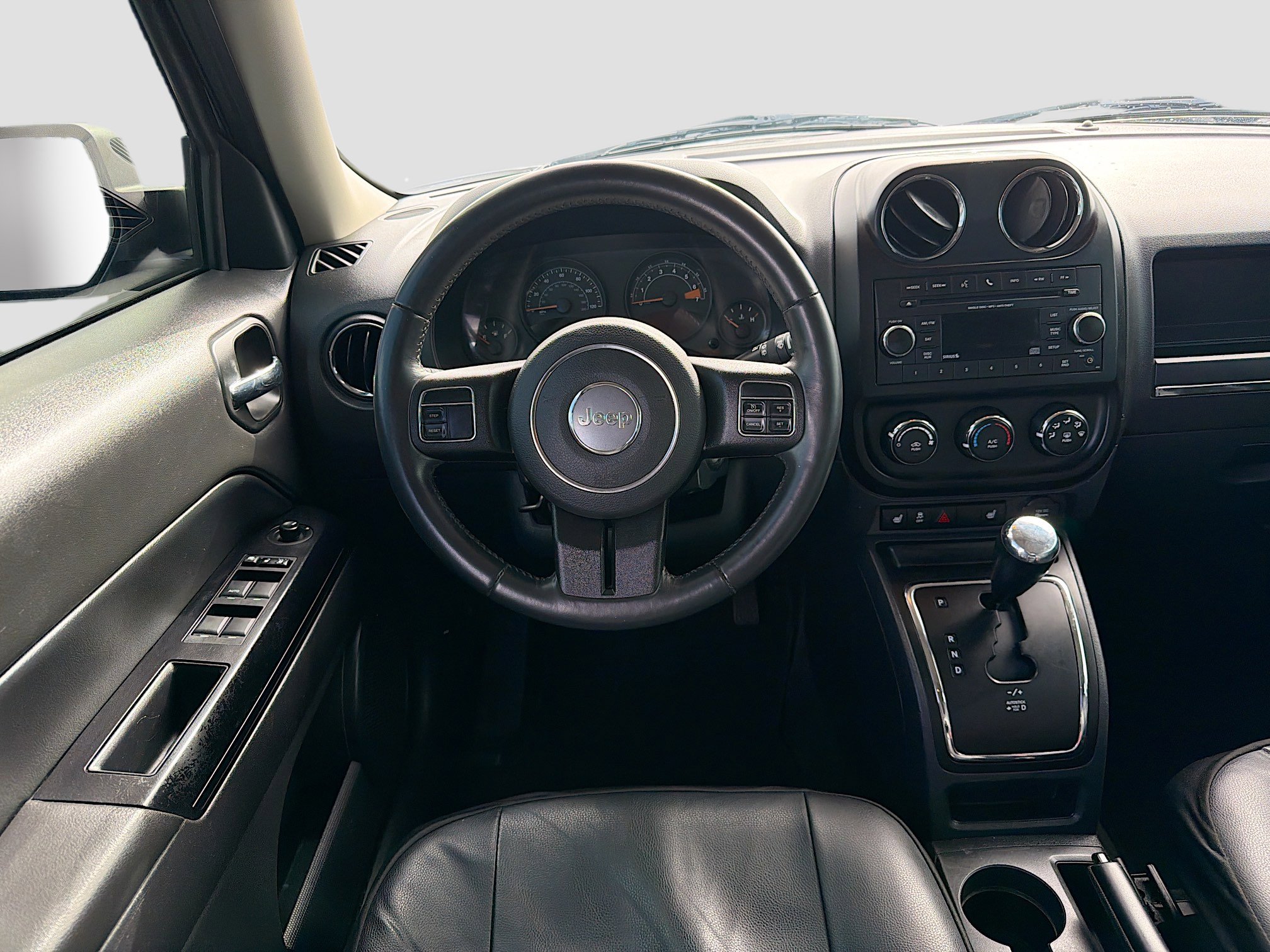 Used 2017 Jeep Patriot Latitude image 16