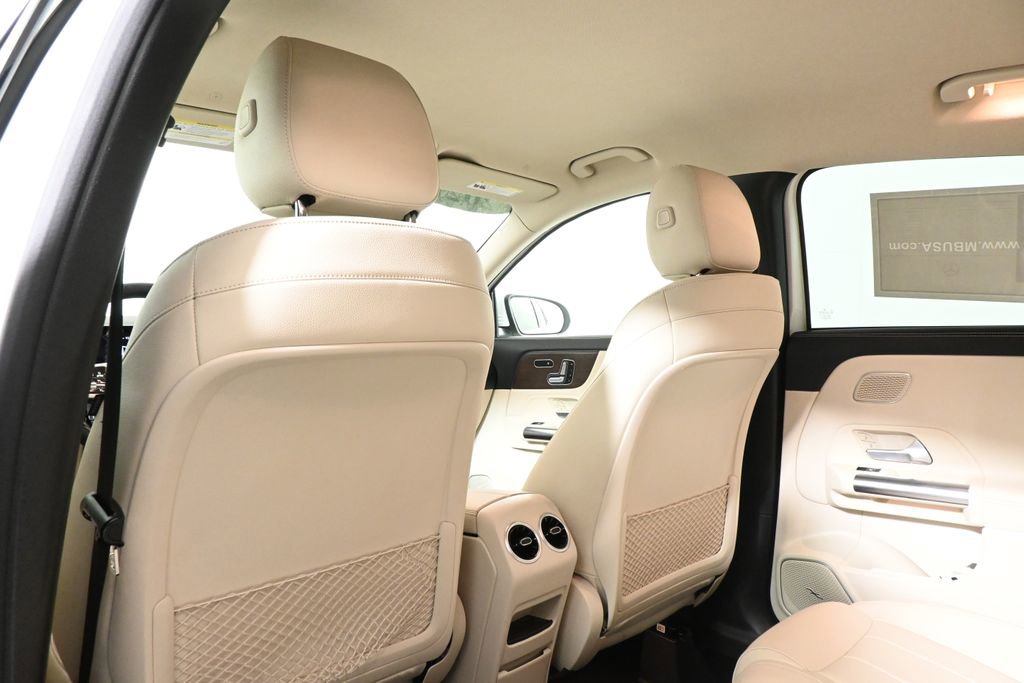 Used 2021 Mercedes-Benz GLA 250 4MATIC image 31