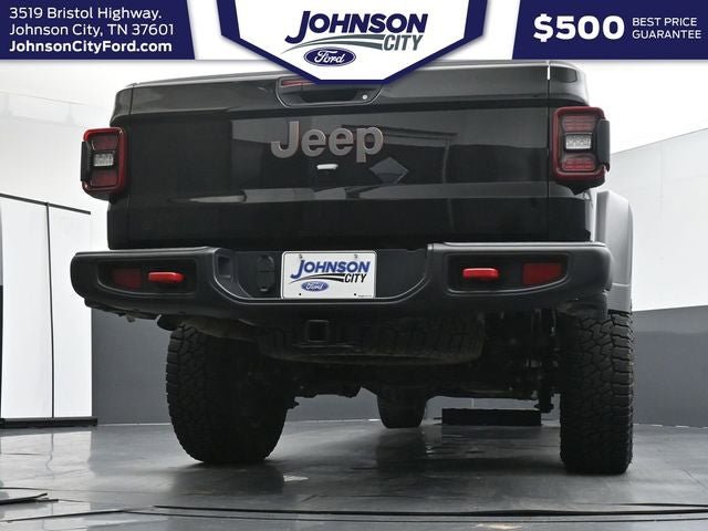 Used 2024 Jeep Gladiator Rubicon w/ Technology Group AWD/4WD image 32