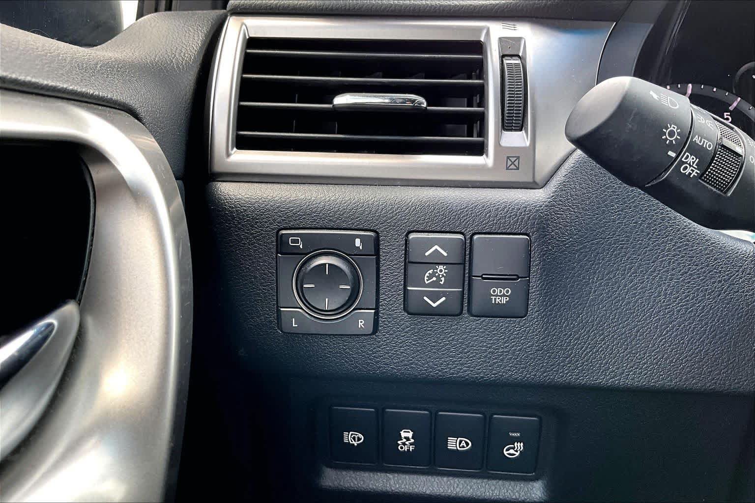 Used 2022 Lexus GX 460 Premium AWD/4WD image 36
