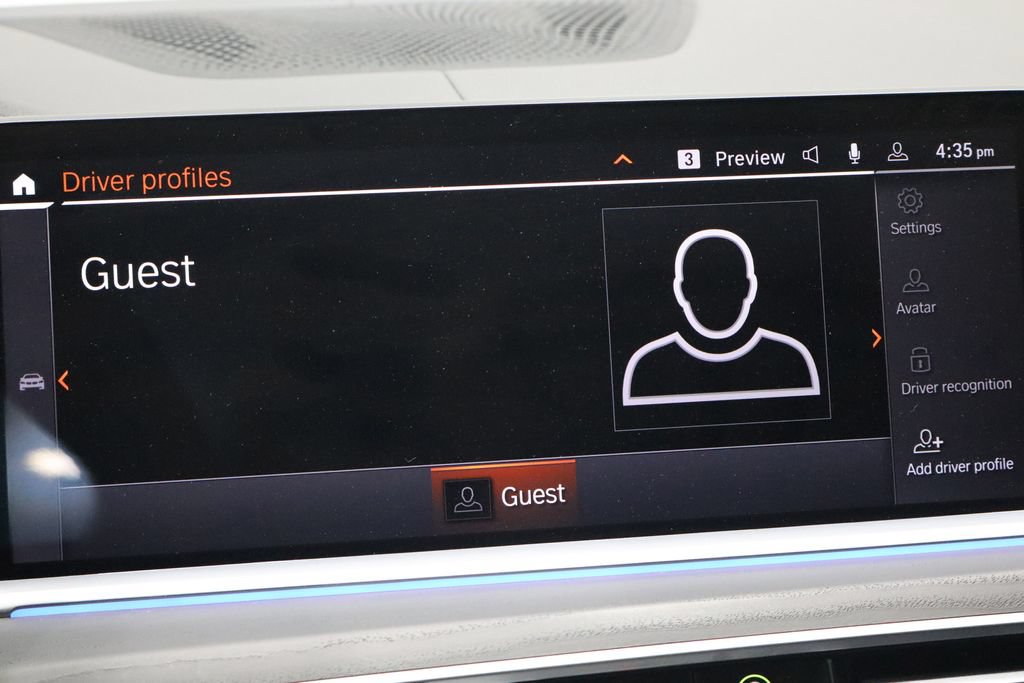 Used 2022 BMW X7 xDrive40i w/ Cold Weather Package AWD/4WD image 41