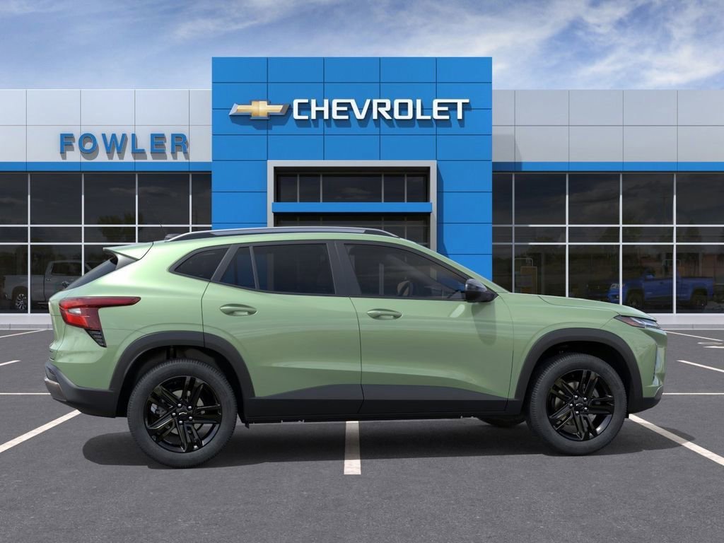 New 2026 Chevrolet Trax ACTIV w/ Sunroof Package FWD image 5