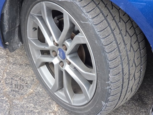 Used 2017 Ford Fusion SE w/ Equipment Group 201A image 8