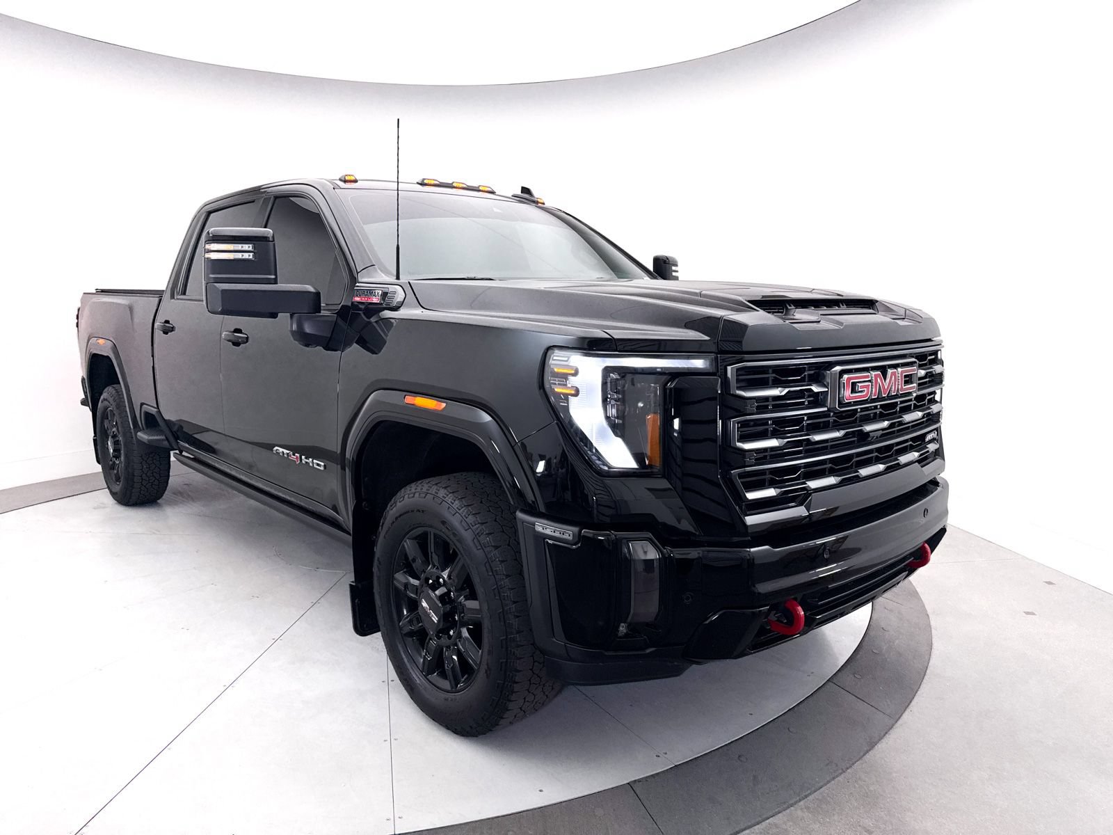 Used 2024 GMC Sierra 3500 AT4 w/ AT4 Premium Plus Package AWD/4WD image 11