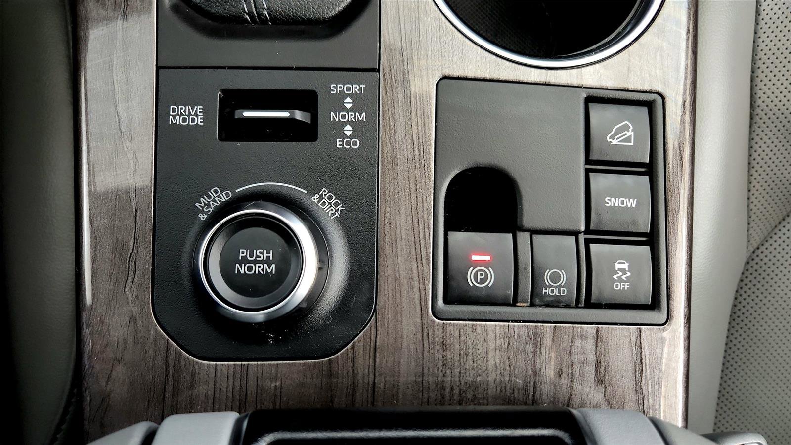 Used 2023 Toyota Highlander Limited image 36