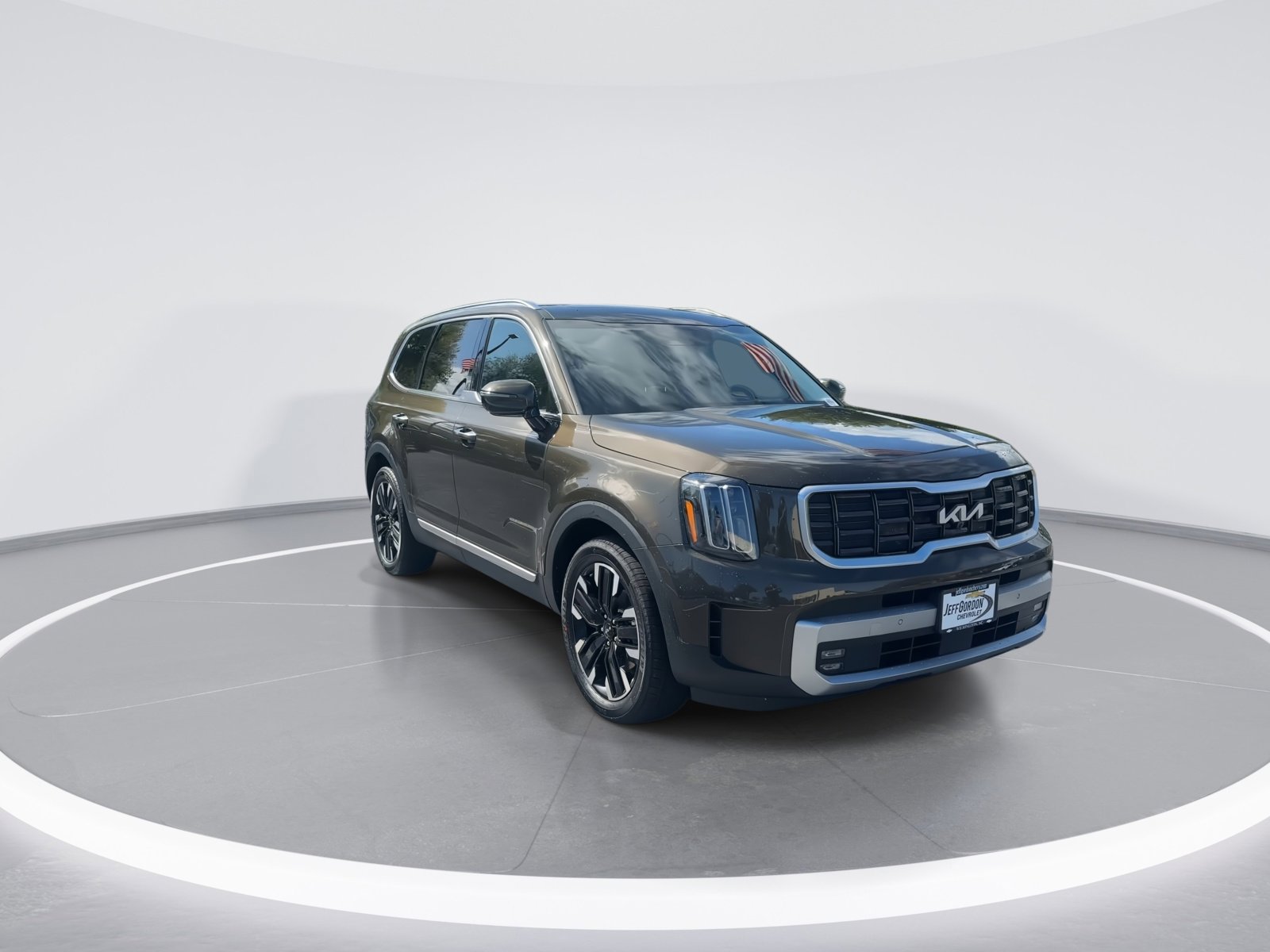Used 2023 Kia Telluride SX AWD/4WD image 2