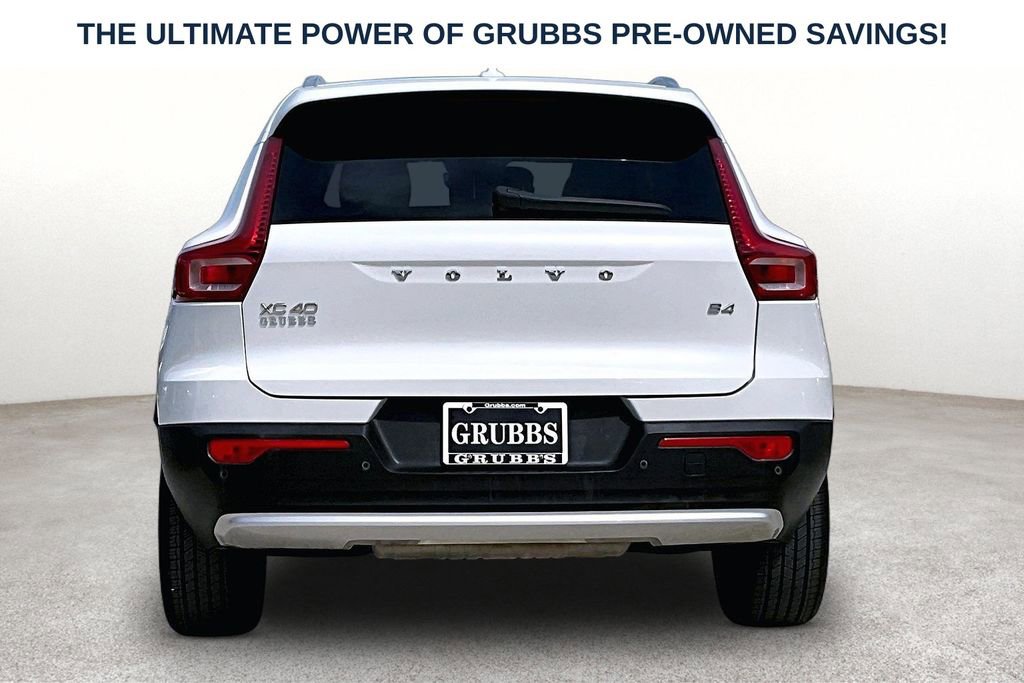 Used 2023 Volvo XC40 B4 Plus w/ Protection Package Premier FWD image 7