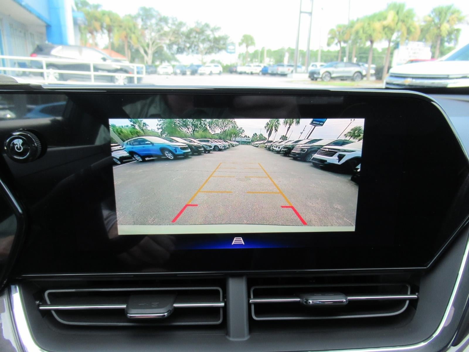 New 2026 Chevrolet Trax ACTIV w/ Sunroof Package FWD image 27
