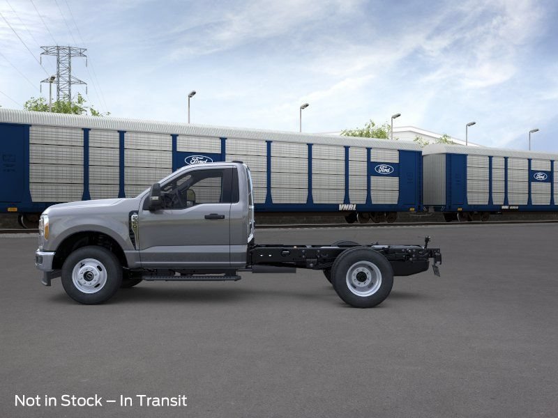 New 2026 Ford F350 XL AWD/4WD image 3