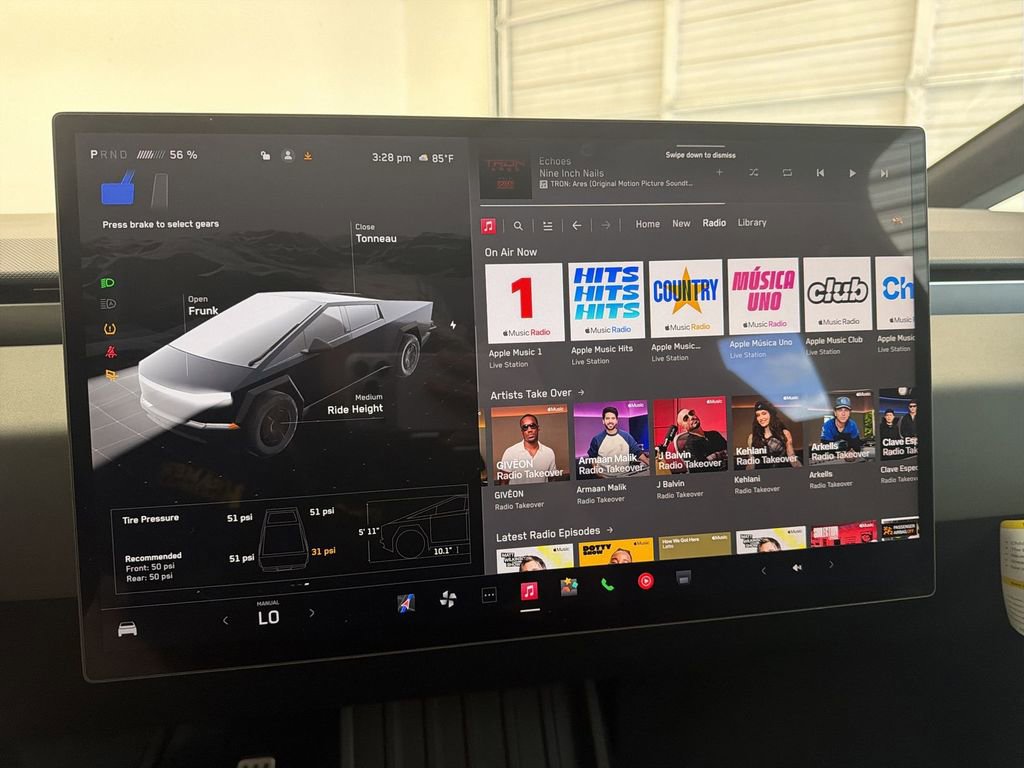 Used 2025 Tesla Cybertruck AWD Crew Cab image 13