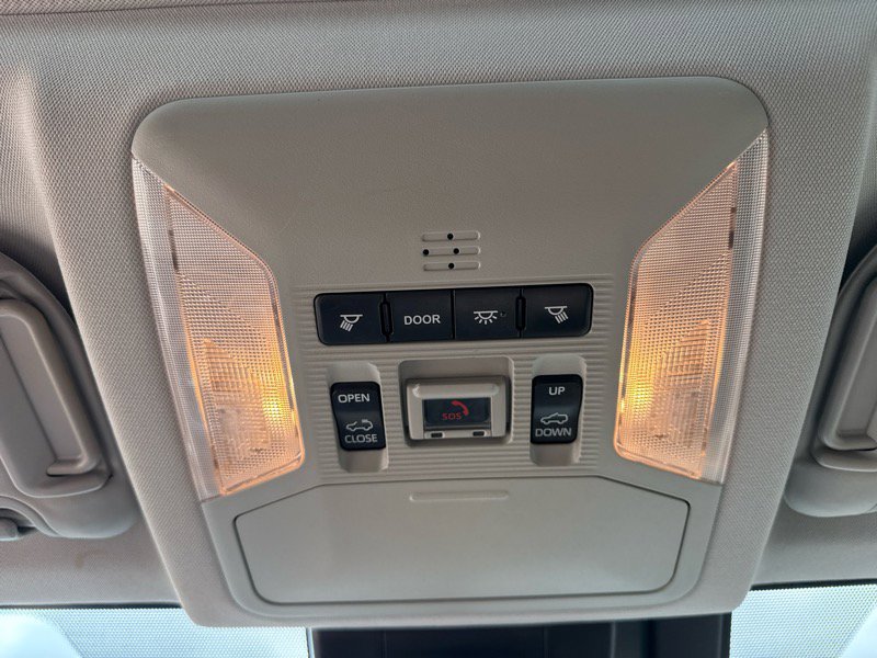 Used 2020 Toyota RAV4 XLE image 15