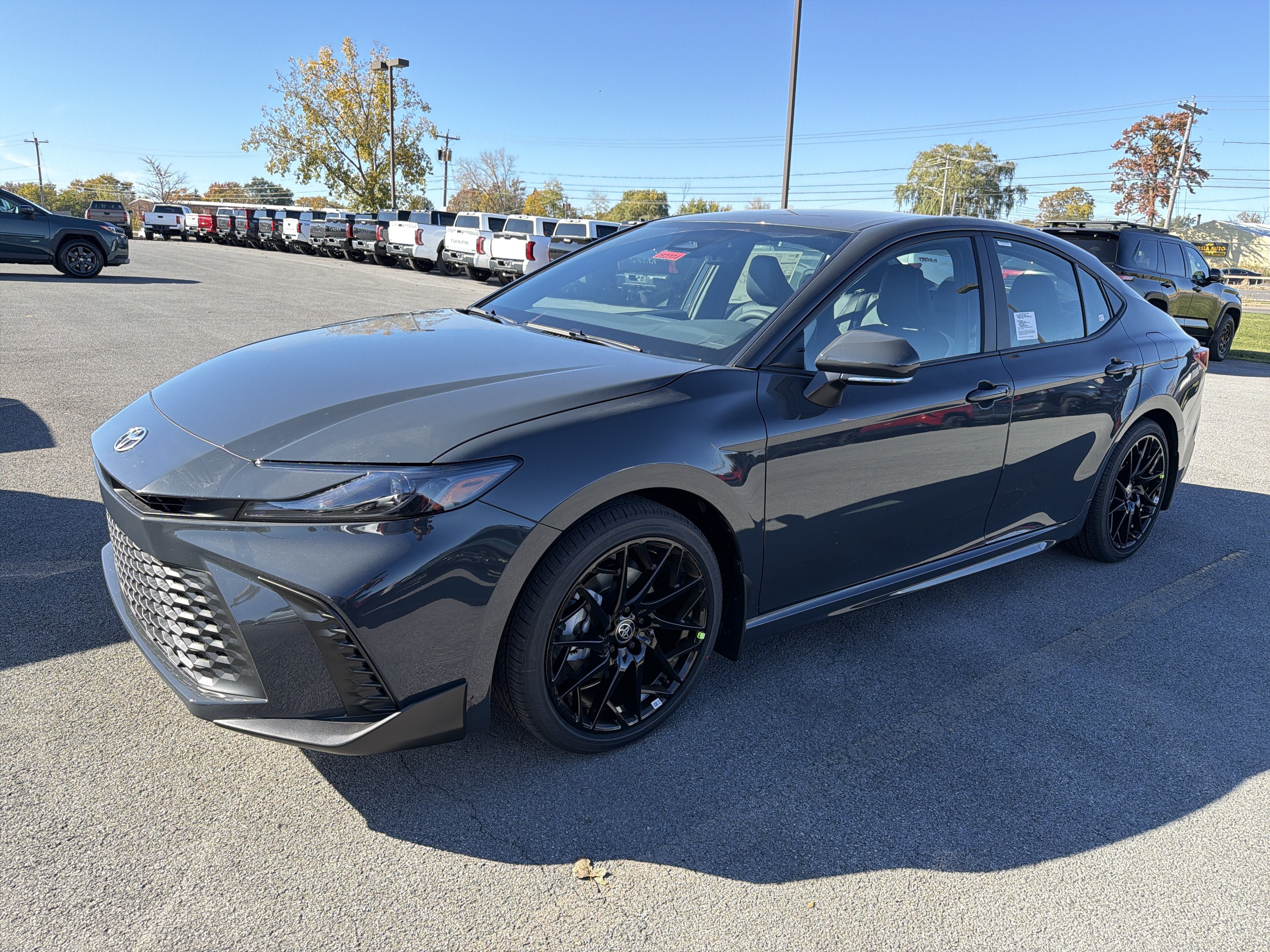 New 2026 Toyota Camry SE FWD image 4