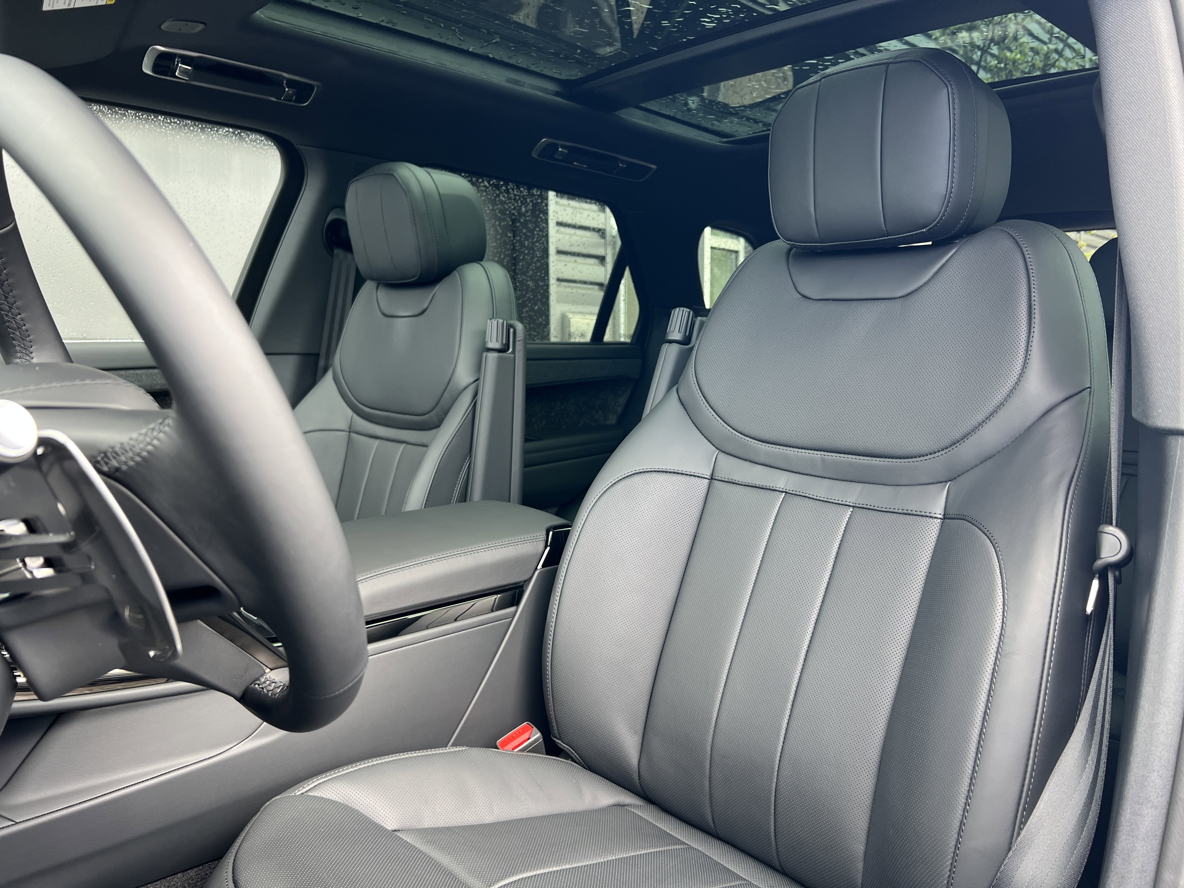 New 2025 Land Rover Range Rover Sport Dynamic SE image 22