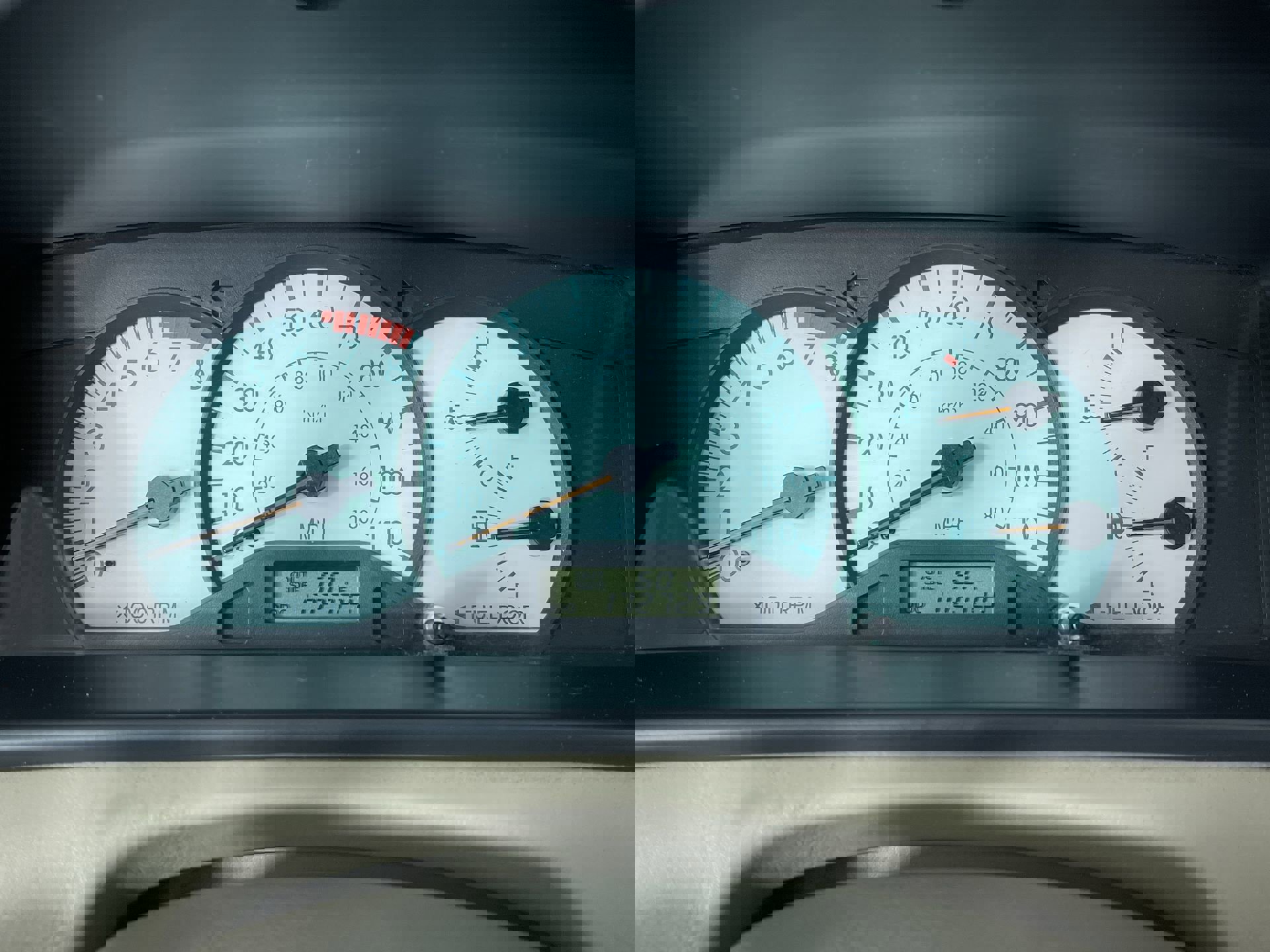 Used 2004 Toyota Corolla LE image 16