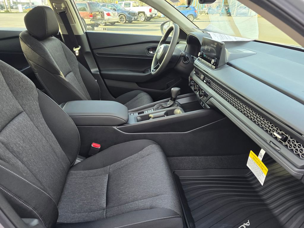 Used 2025 Honda Accord SE image 5