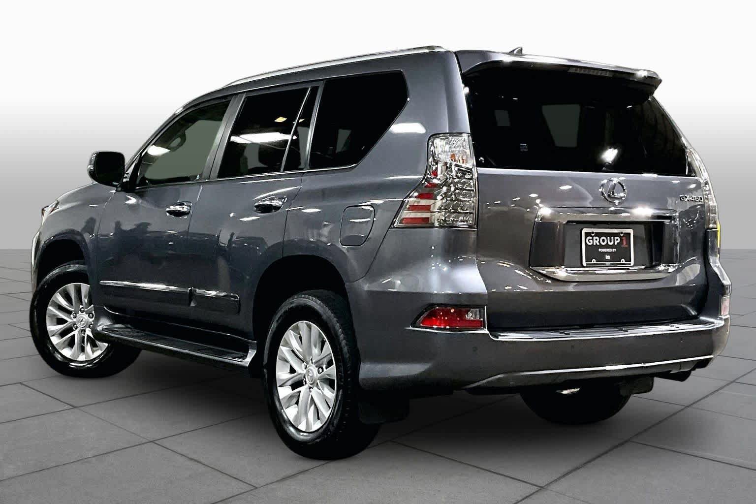 Used 2017 Lexus GX 460 Premium w/ Premium Package AWD/4WD image 12