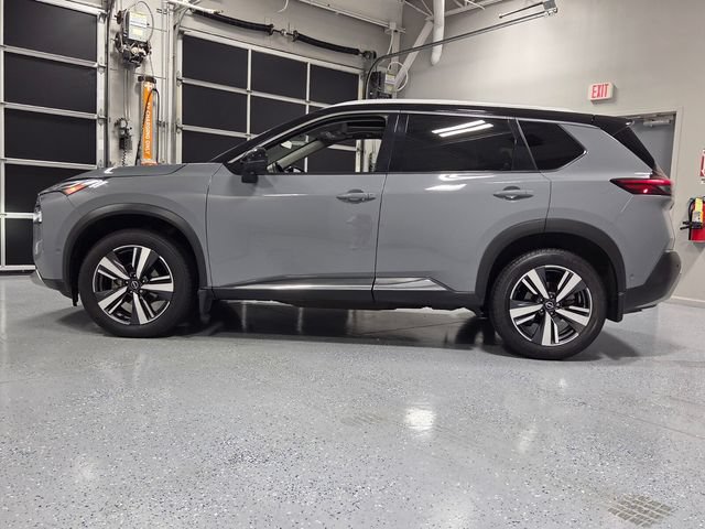 Used 2023 Nissan Rogue Platinum FWD image 4