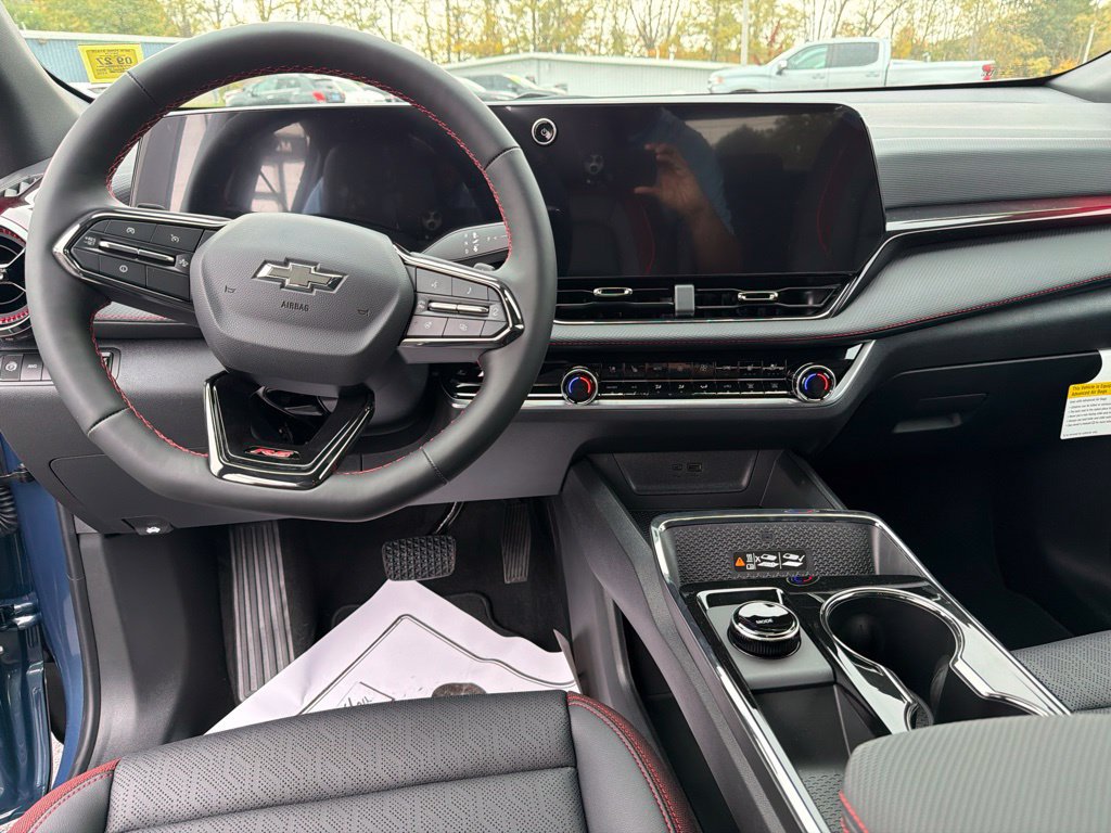 New 2027 Chevrolet Equinox RS w/ Safety and Technology Package AWD/4WD image 12