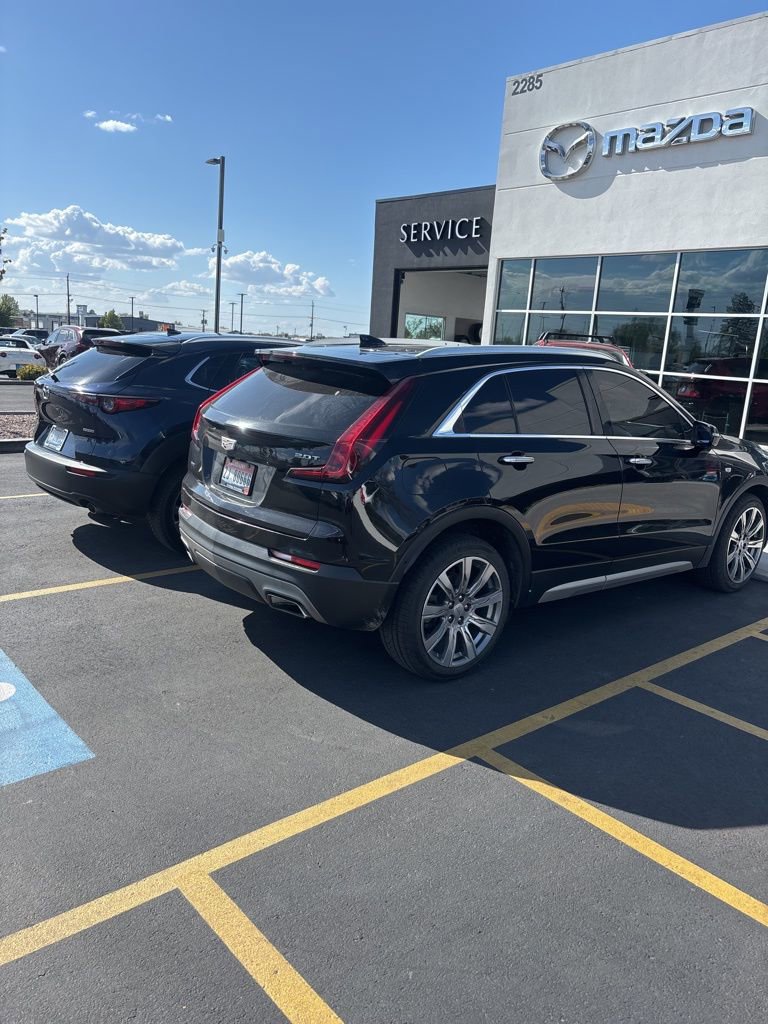 Used 2019 Cadillac XT4 Premium Luxury w/ Technology Package AWD/4WD image 7