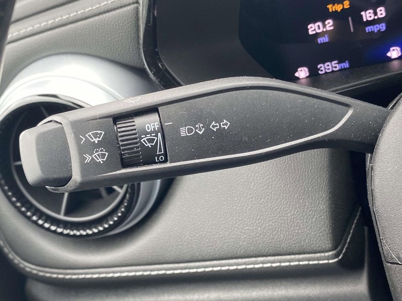 Used 2024 Chevrolet Colorado LT w/ LT Convenience Package III image 21