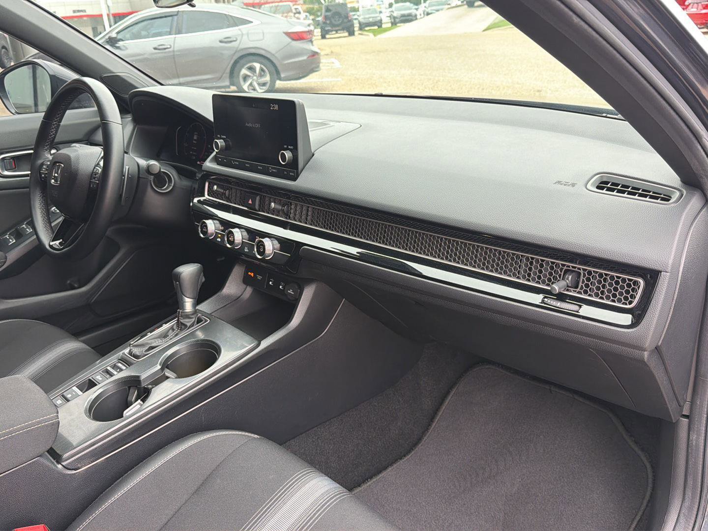 Used 2025 Honda Civic Sport image 15