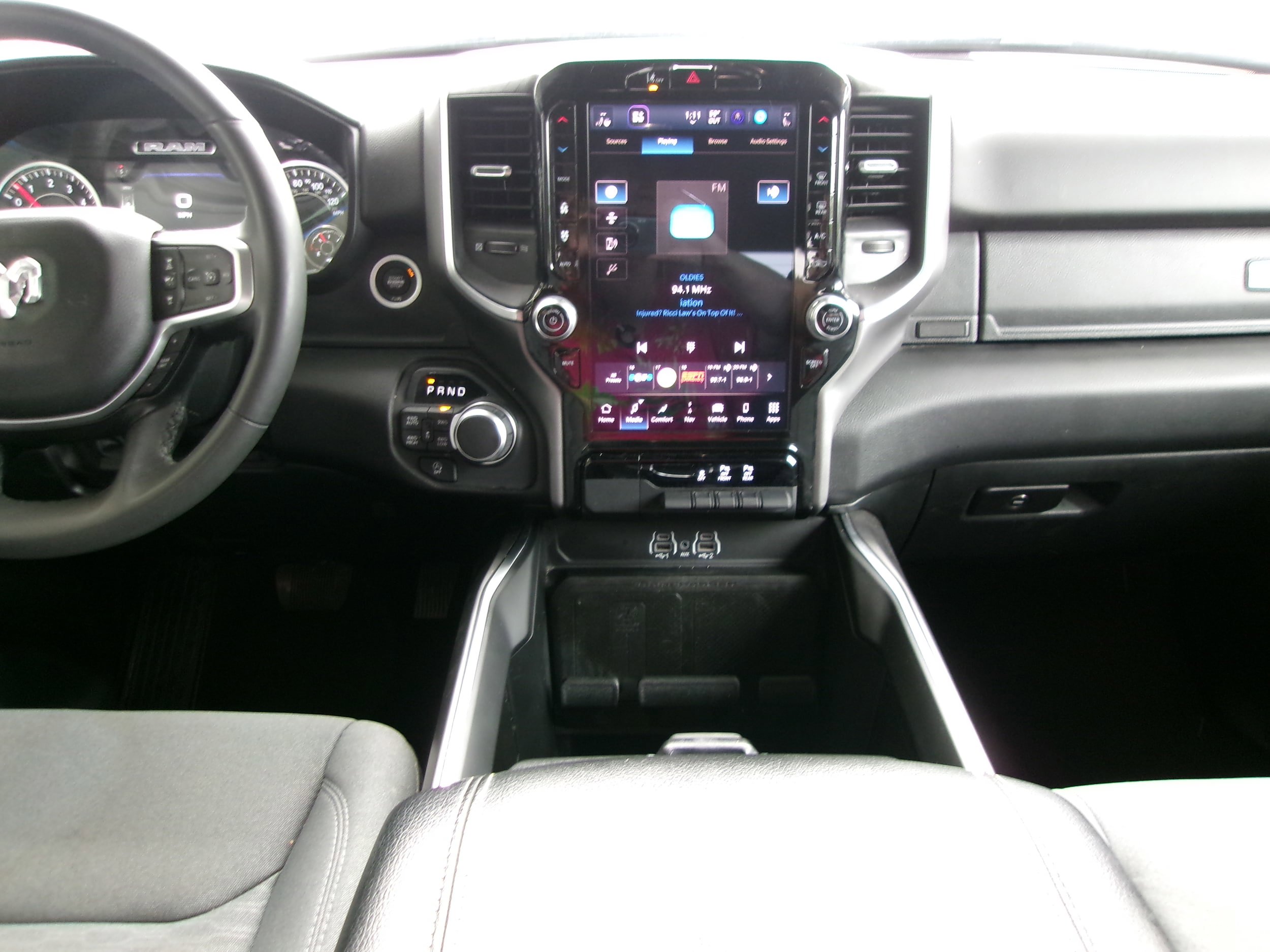 Used 2025 RAM 1500 Big Horn AWD/4WD image 14